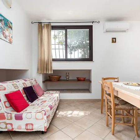 Apartament Su Nidu Virde